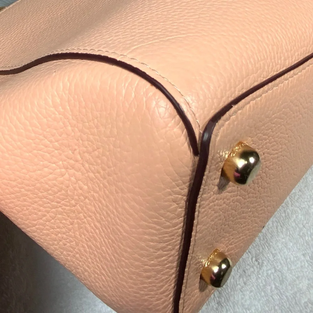 Coach Peach Cammie Chain Tote - C8147 - Picture 9 of 16